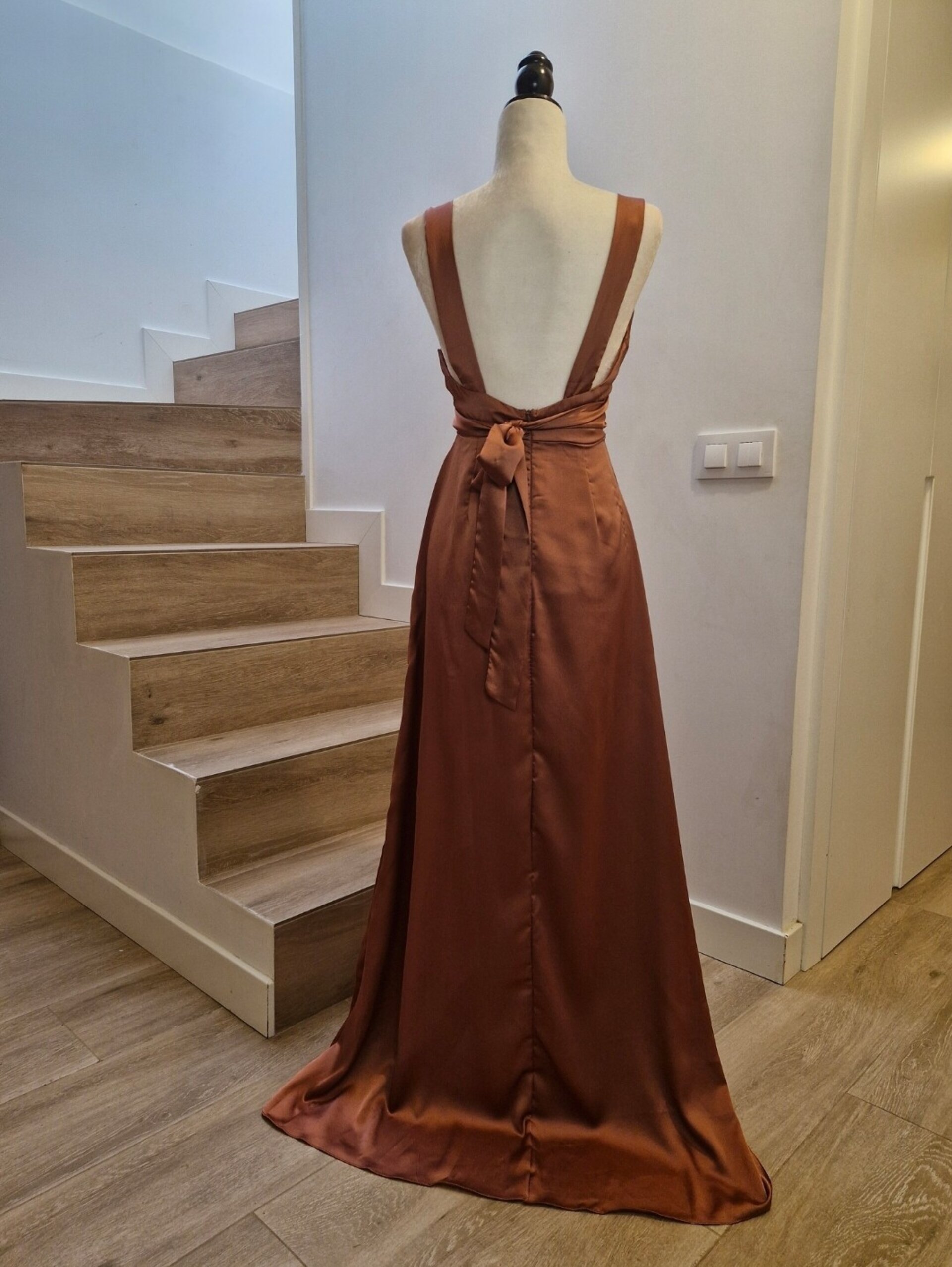 Vestido cutout con abertura - 2