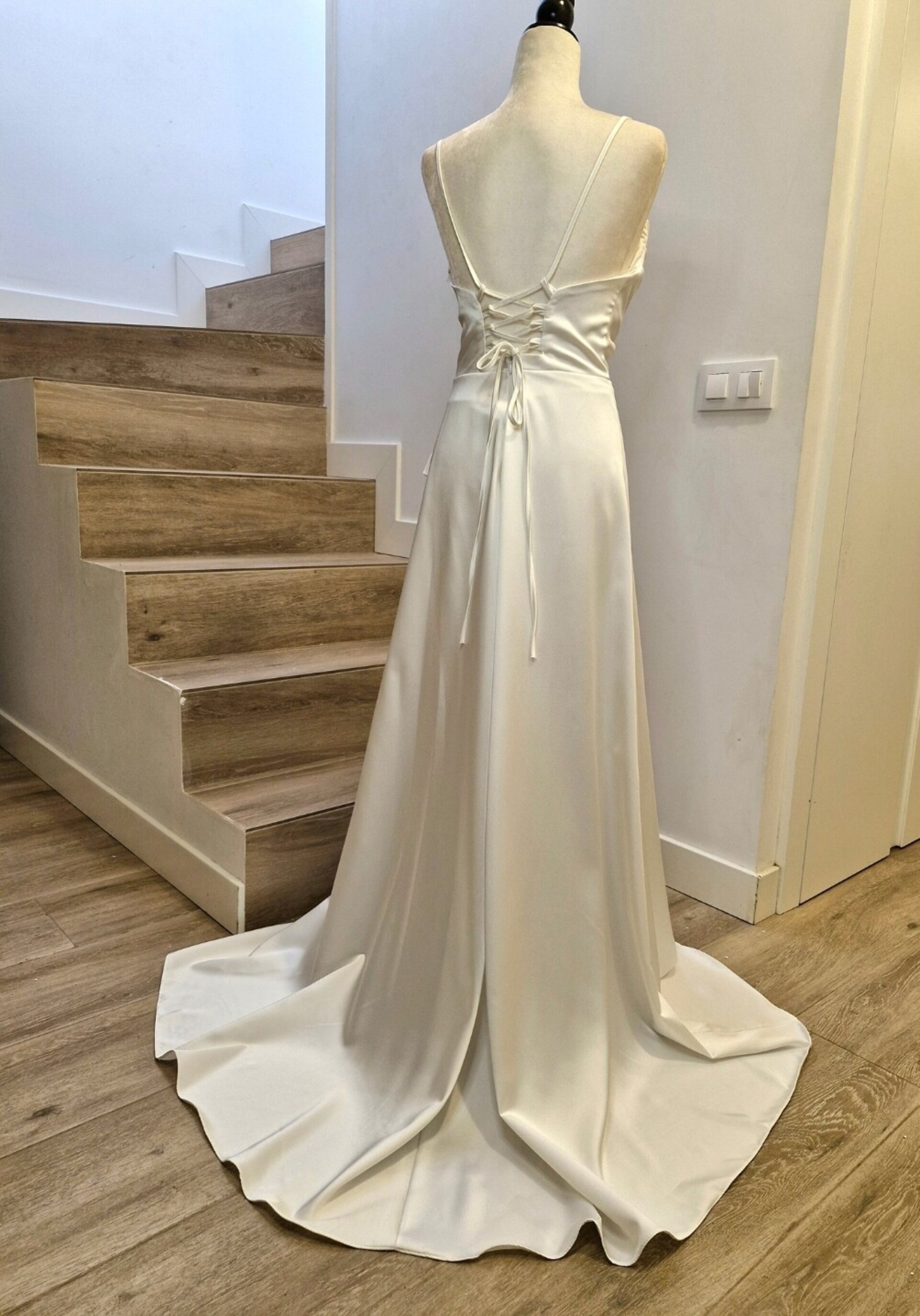 Vestido de novia con corsé - 4