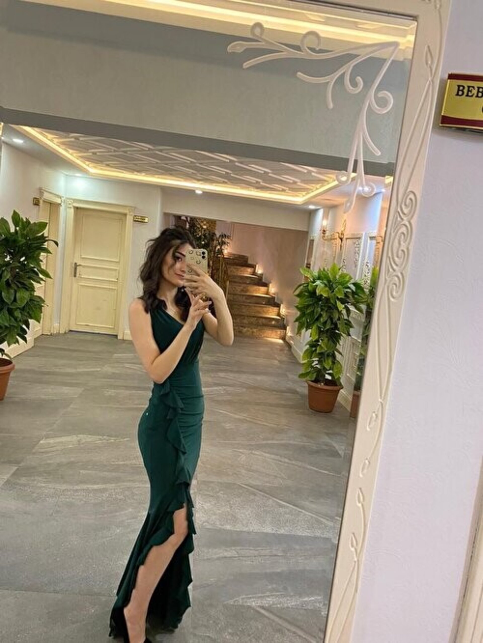Vestido de fiesta largo con detalle volantes - 6